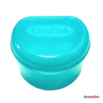 Corega Protez Diş Saklama Kabı