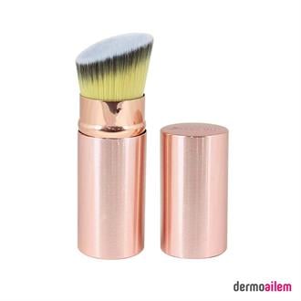 Nascita Kapaklı Kabuki Fondöten Fırçası - 228