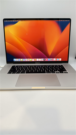 MacBook Pro (16-inch, 2019)‎ MBP 16.0 SILVER 2.6GHZ 6 CORE i7/32GB/5300M/512GB  Z0Y1002BT_2ND Q İngilizce klavye ve US Plug
