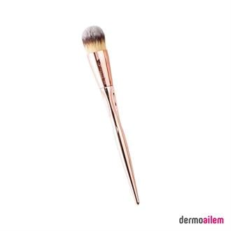 Nascita Bronzy Glow Oval Yapılı Kapatıcı Fırçası - 200